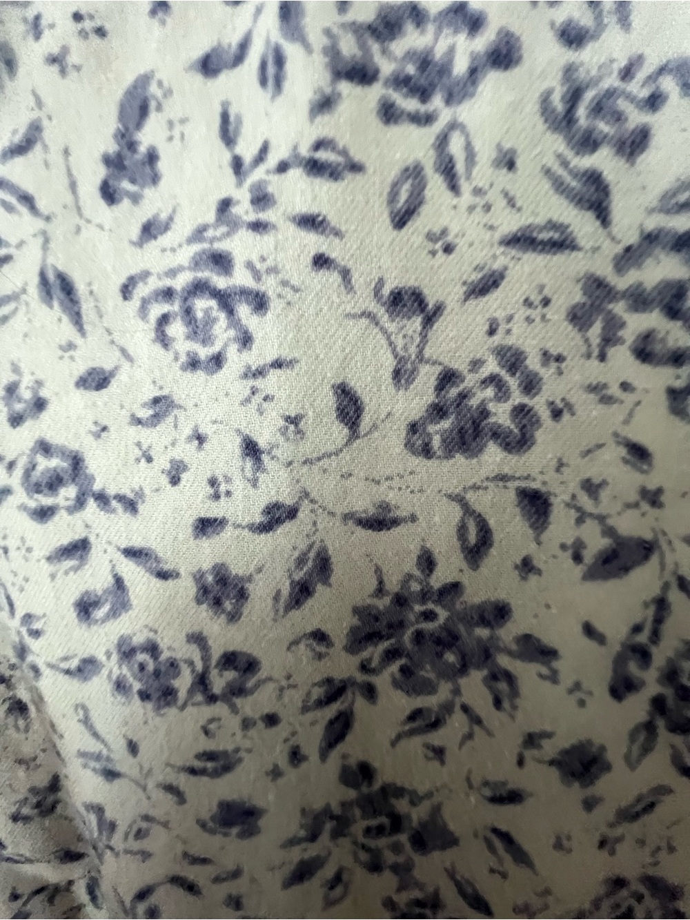 Evelyn & Crabtree Robe - Picture 3 of 4